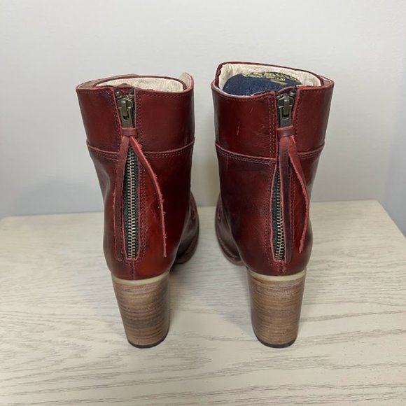 BNIB Freebird Red Borow Size 9 - Picture 4 of 5